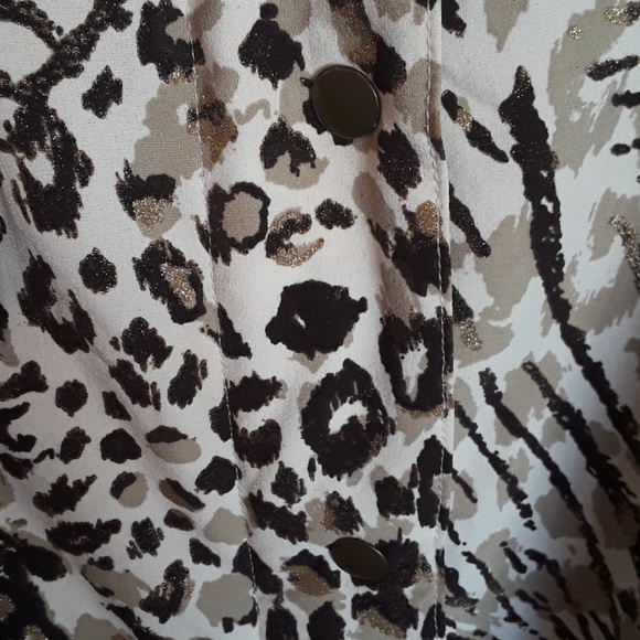 ZENERGY  by Chico Jacket - Picture 4 of 7